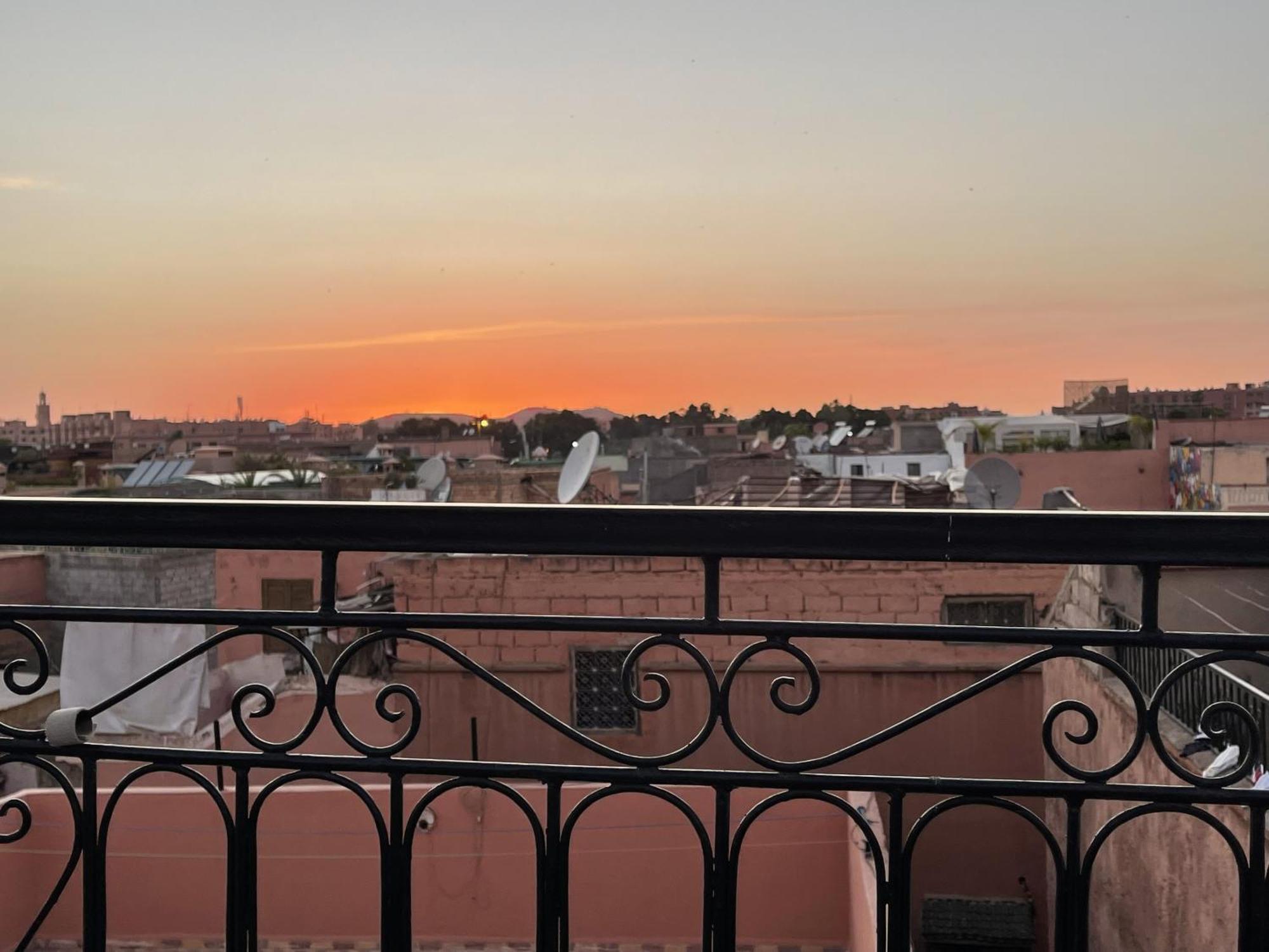 M'boja Chez Ali Baba Riad 3*