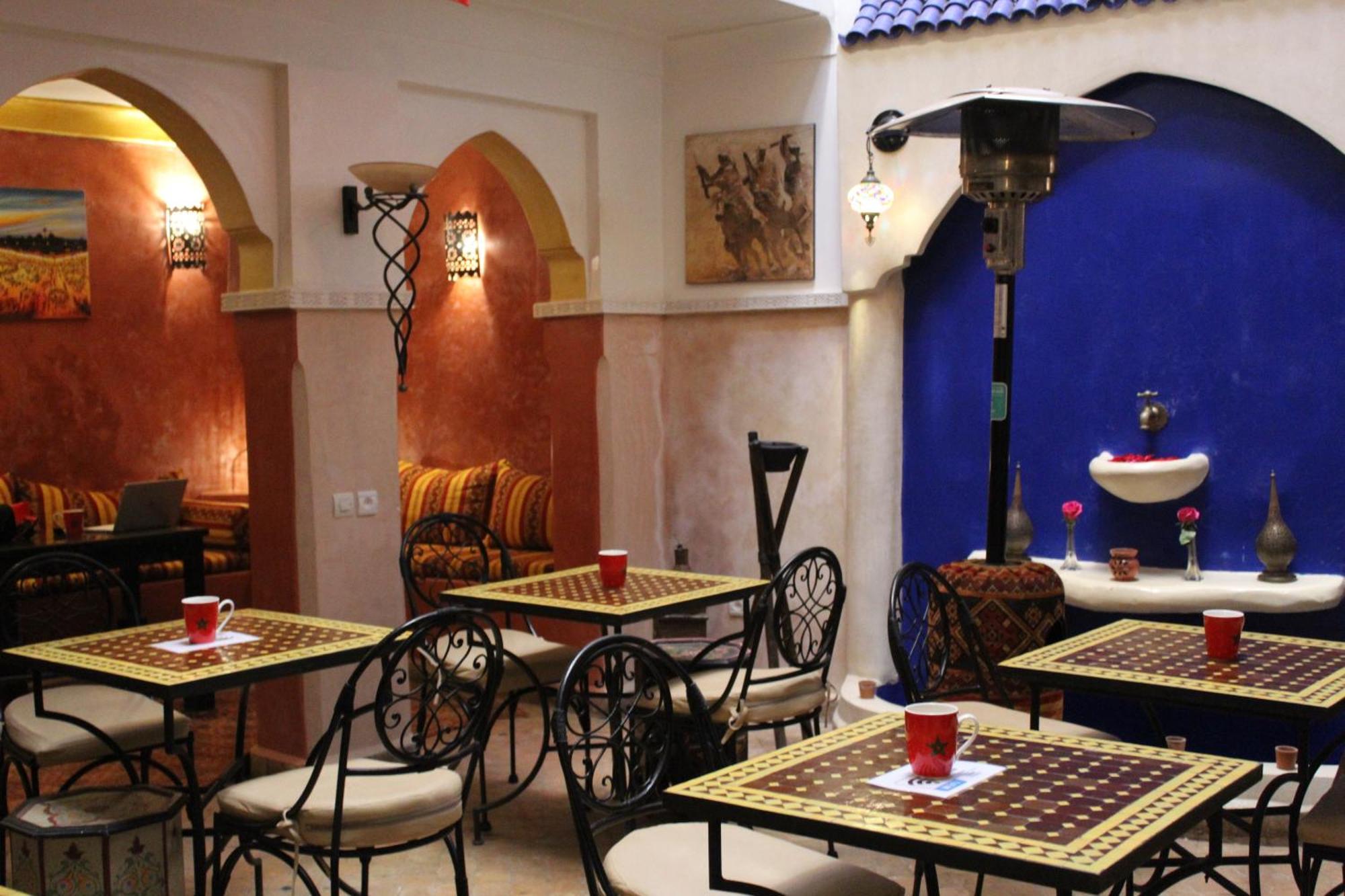 M'boja Chez Ali Baba Riad 3*