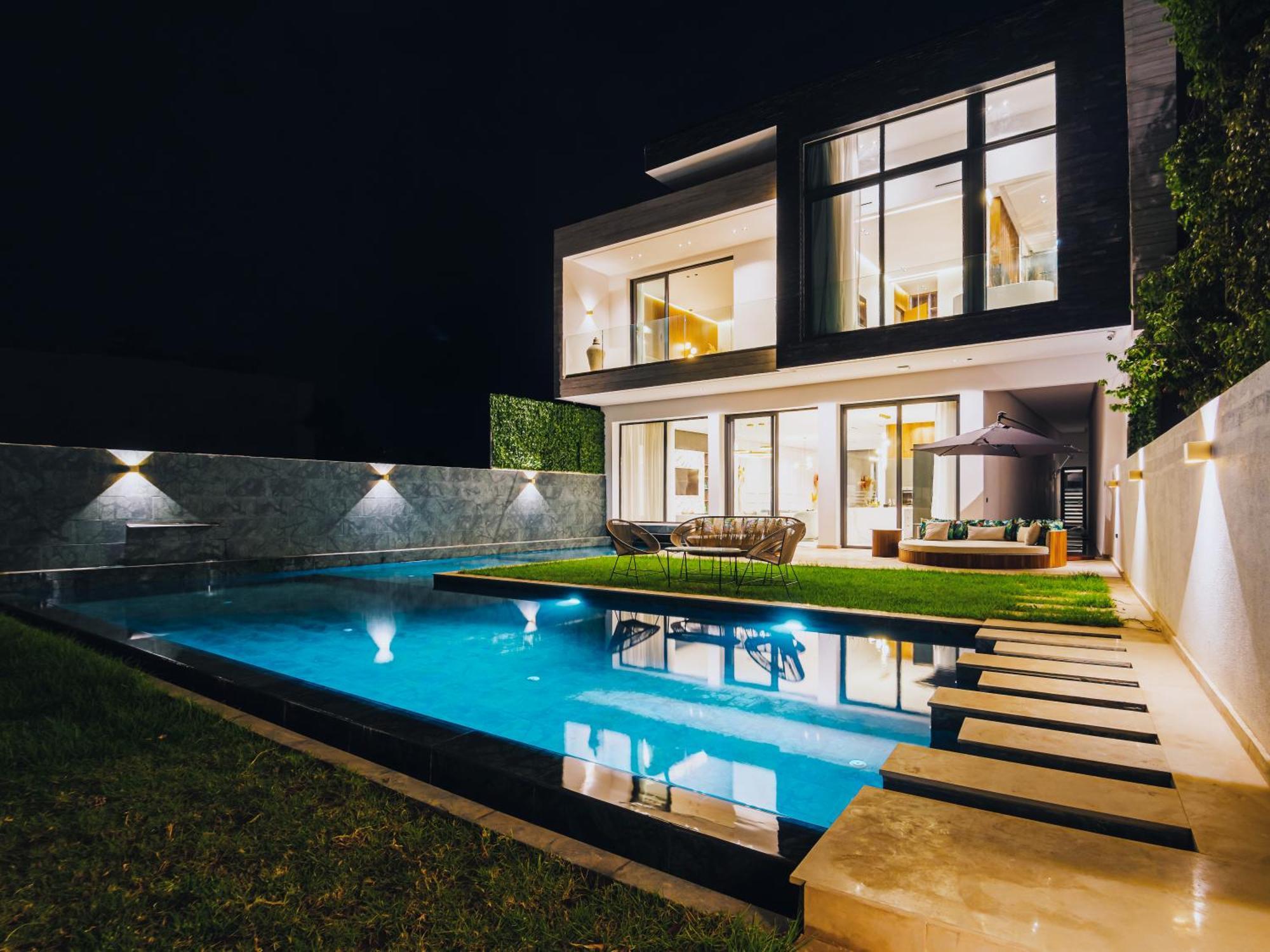 Villa Five-star Family In Marrakech - A Luxury Getaway For Families Only