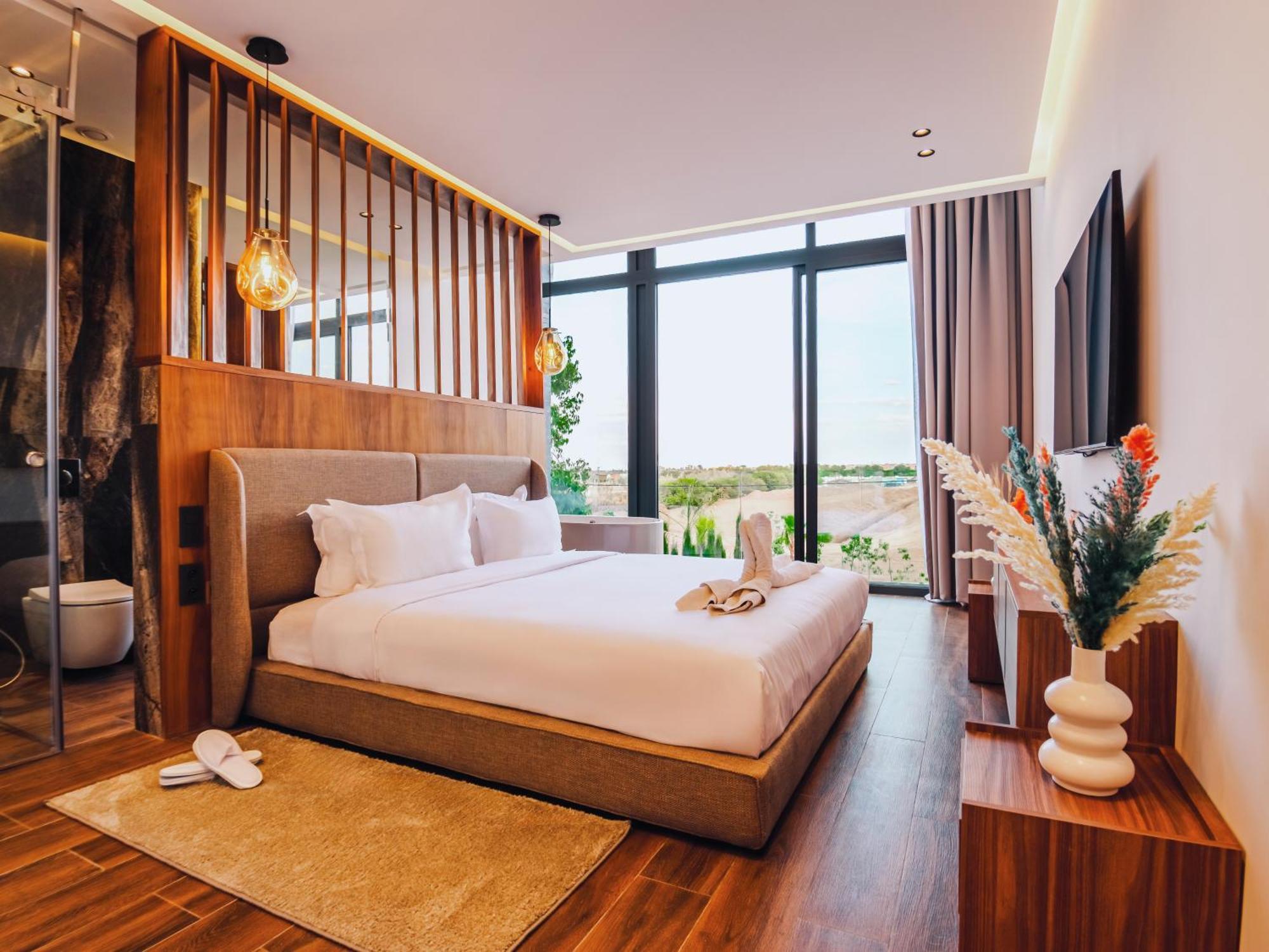 Villa Five-star Family In Marrakech - A Luxury Getaway For Families Only *