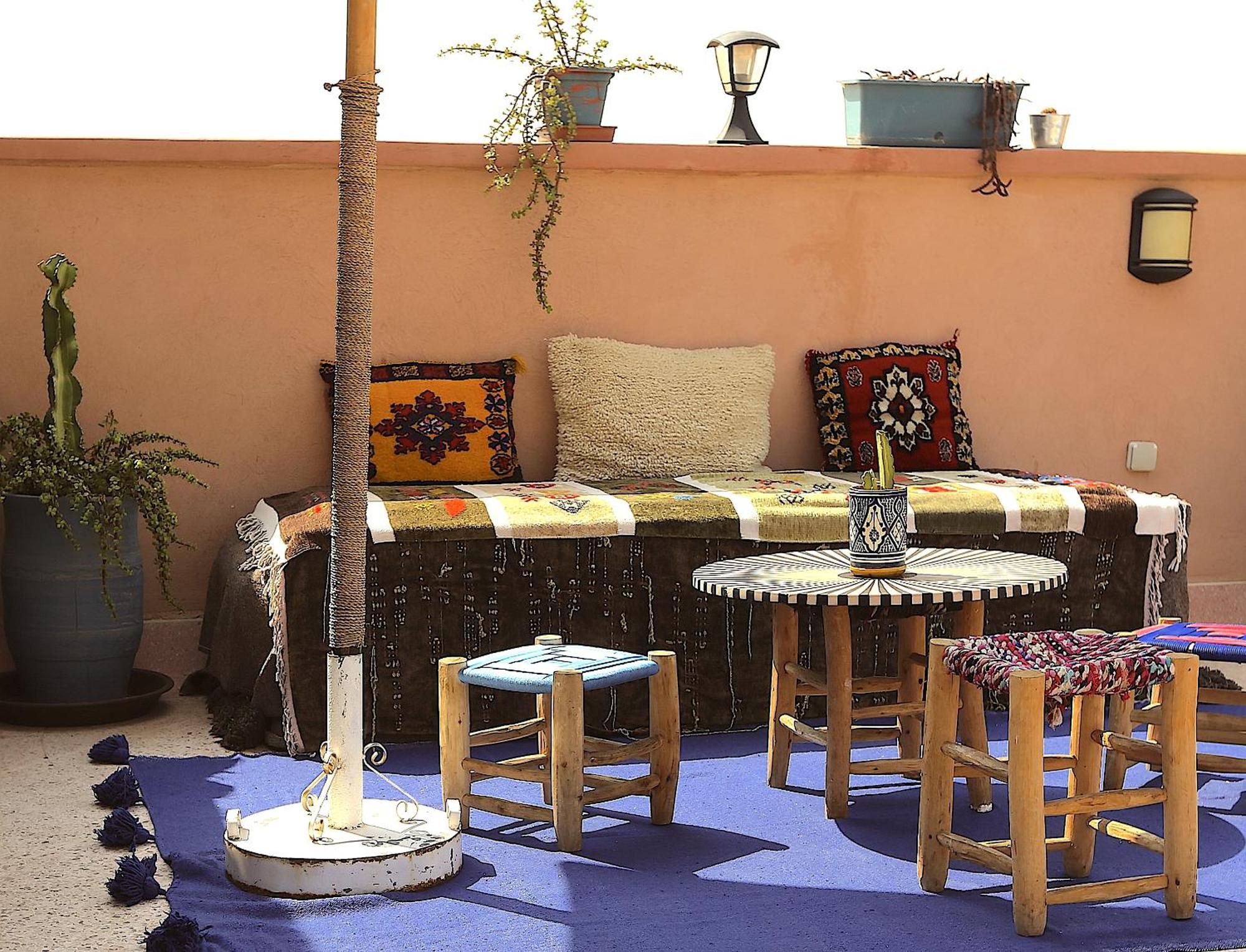 Ambre Et Jasmin Riad 3*