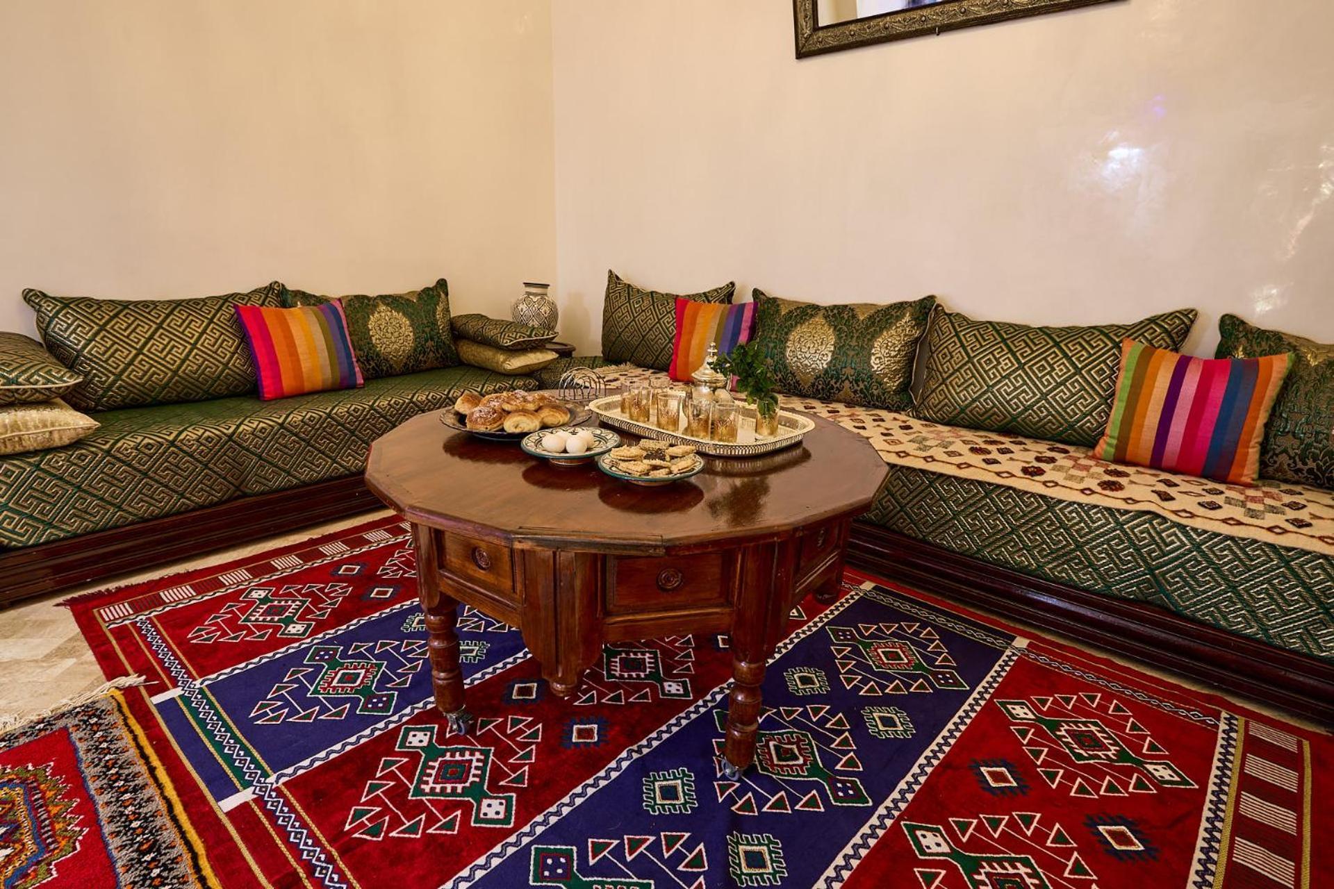 Riad Amber Zahra *