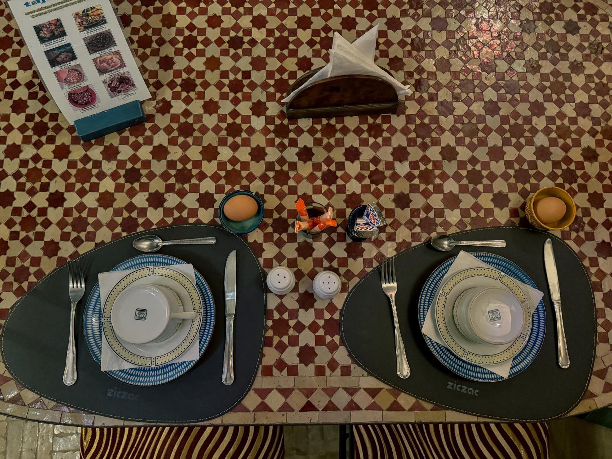 Acomodação com café da manhã  Lapis-lazuli 4*