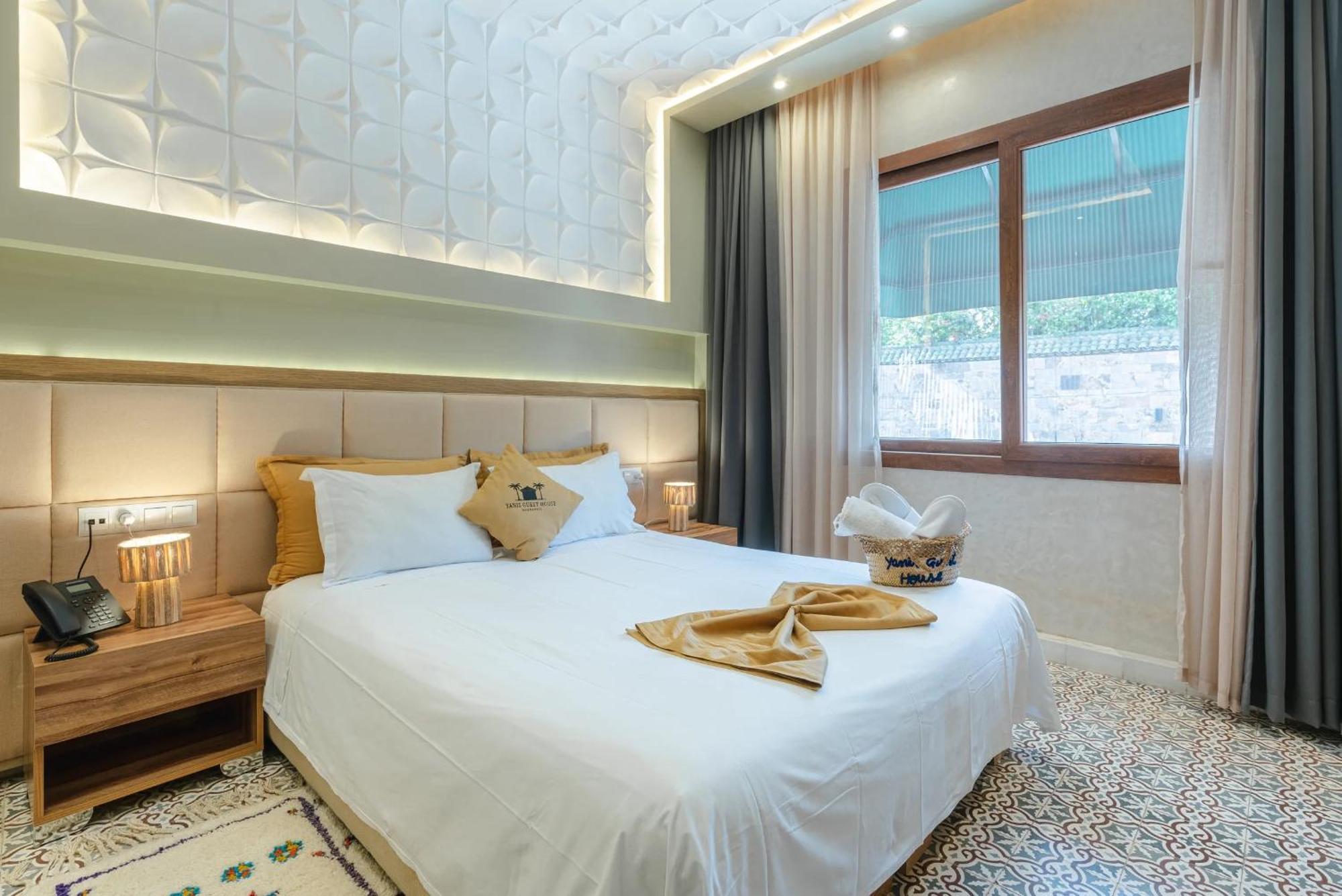 Yanis Guest house