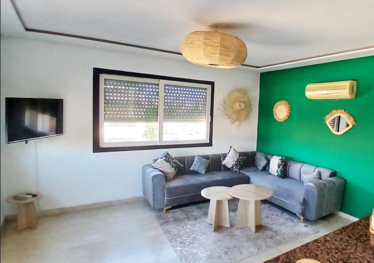 Apartment Farikia 13 *