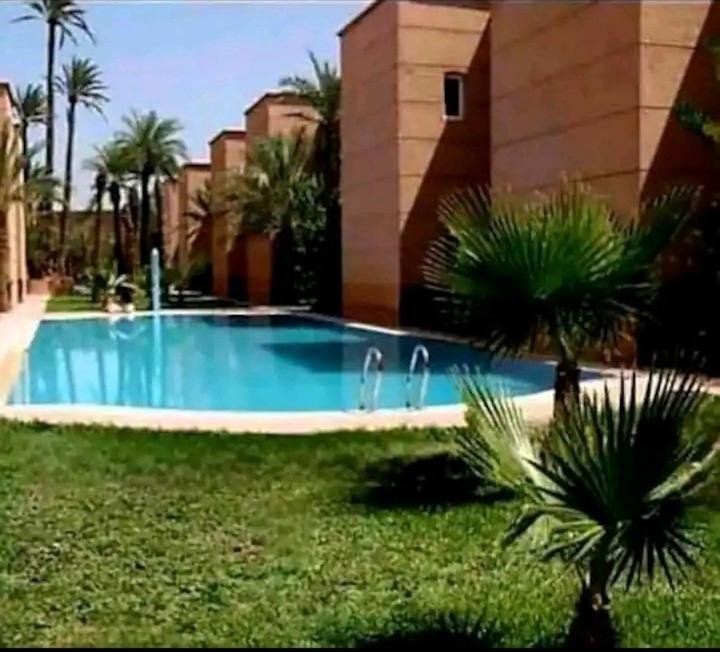 Riad Yazuinaa