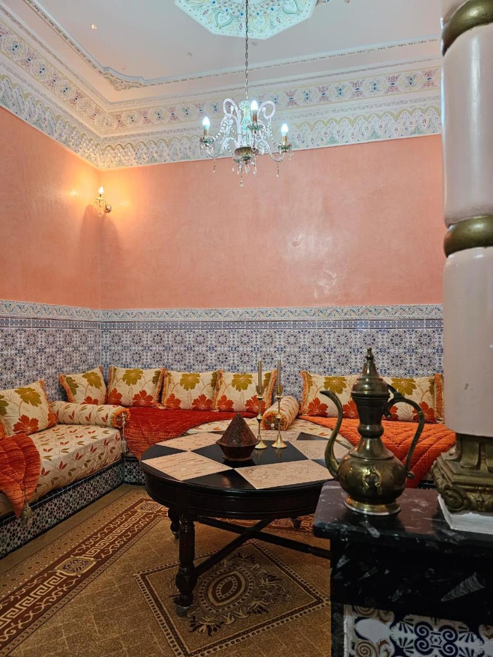 Yazuinaa Riad
