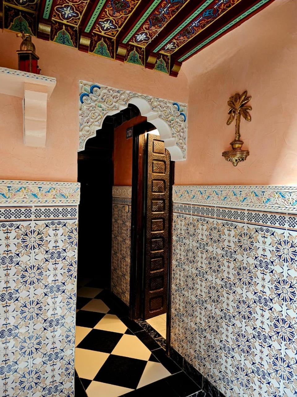 Riad Yazuinaa