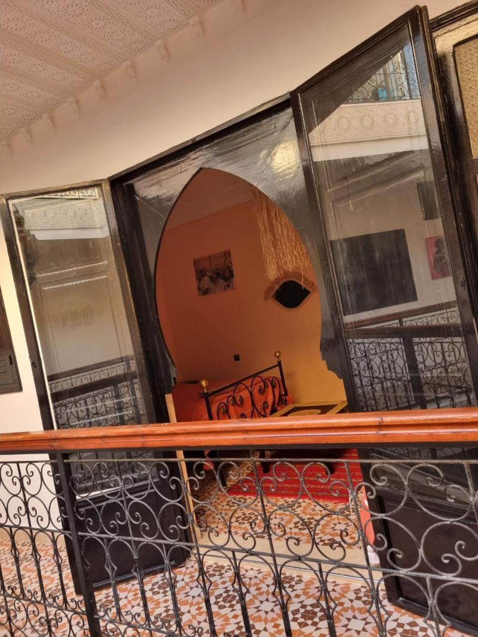 Benrahal Riad *