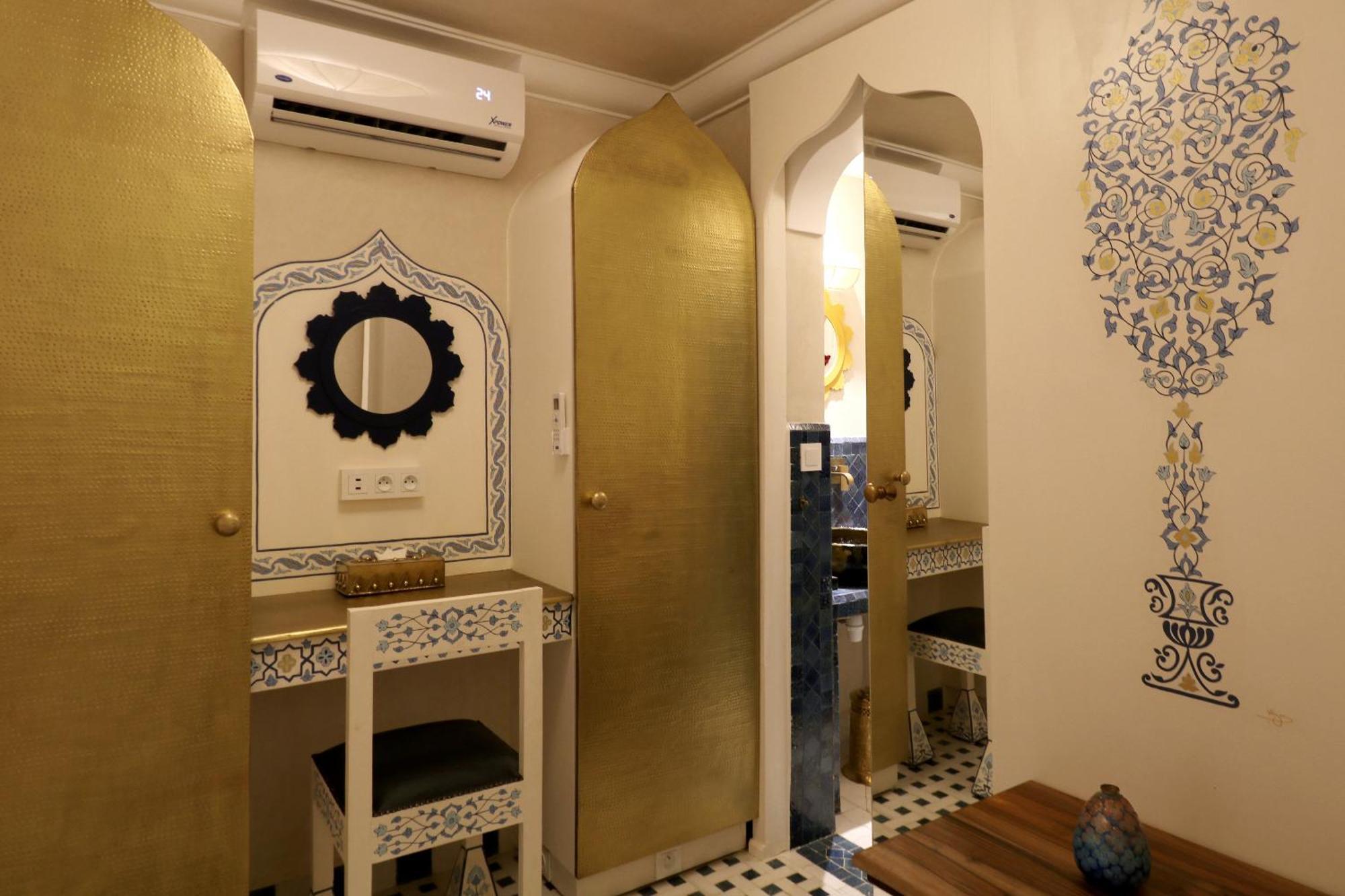 Wazani Square & Bed & Breakfast 3*