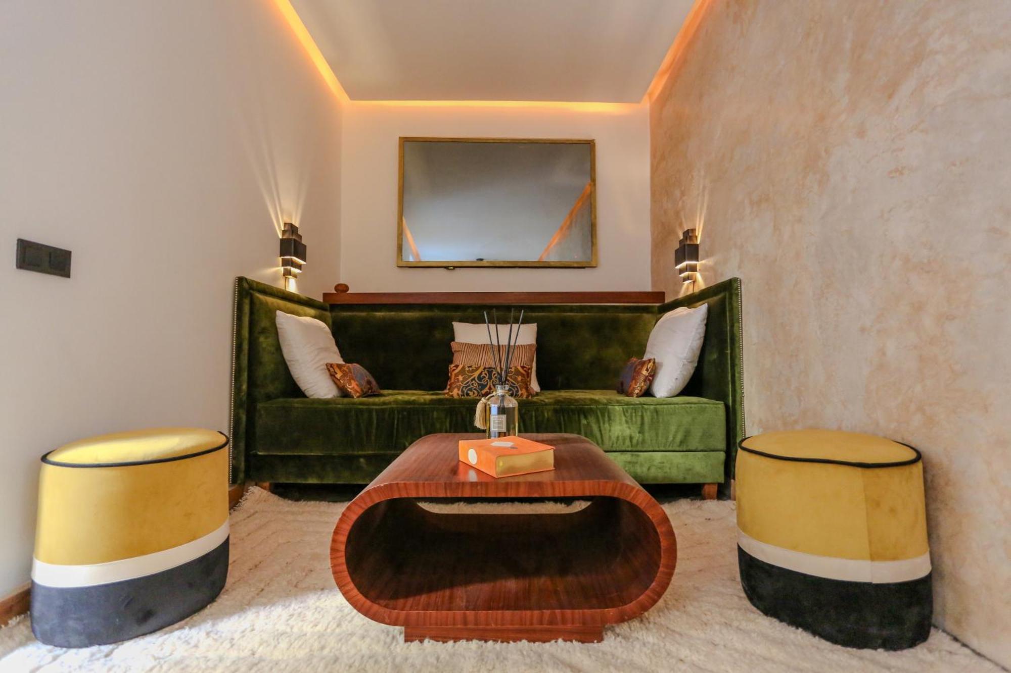 Ko Nova Riad