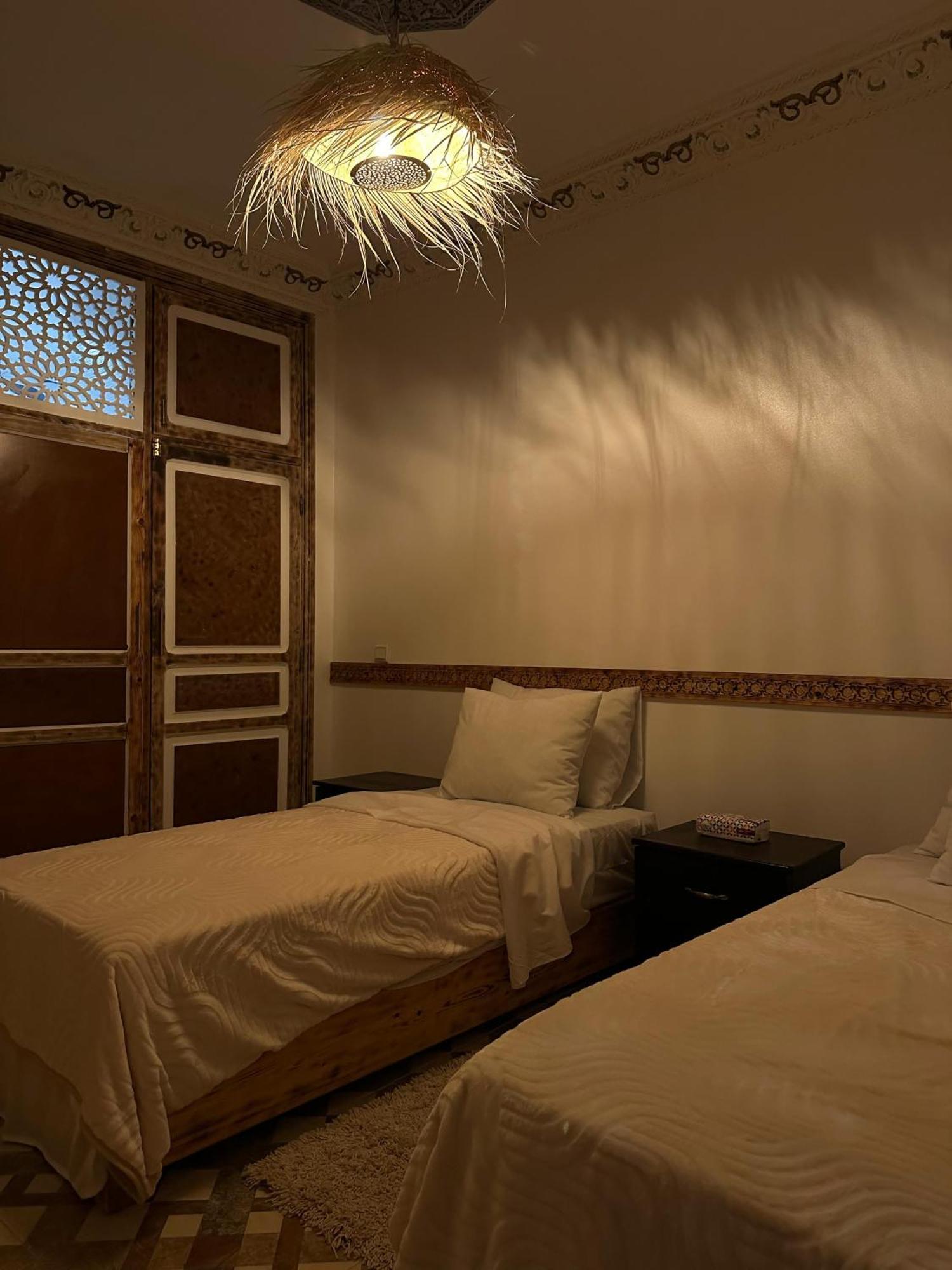 Dar Manzakin Guest house *