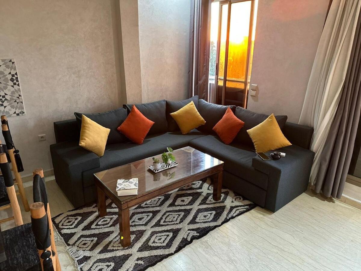 Lumineux Moderne. Centre-ville. Calme. Apartamento
