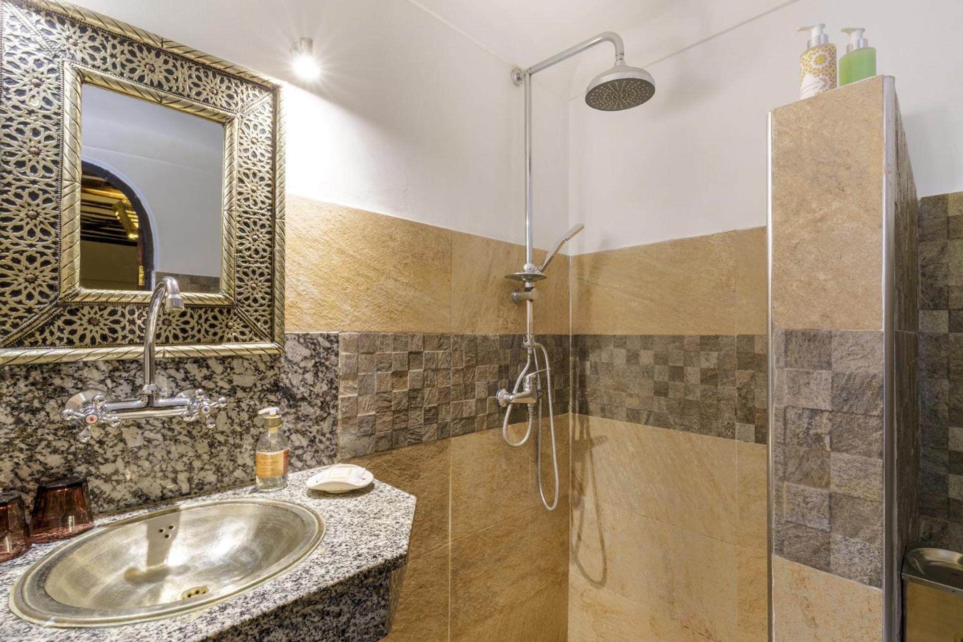 Dar Khmissa Riad & Spa 3*