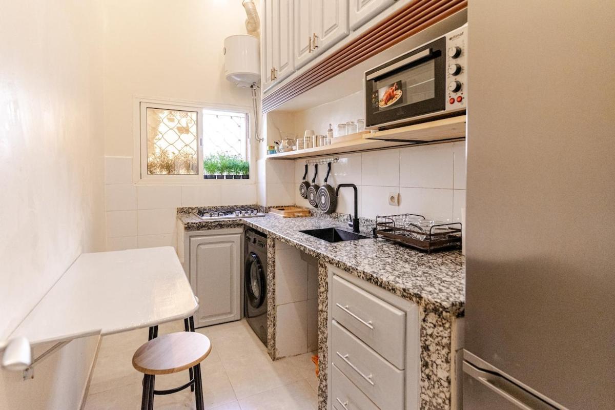 Superbe 18b Apartment