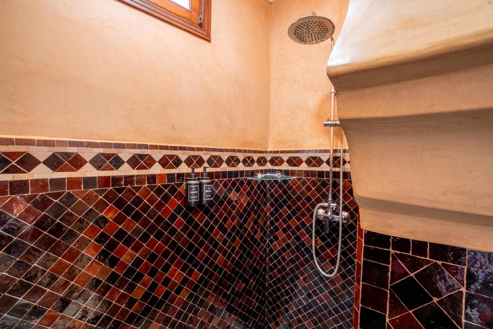 Riad Janate & 4*