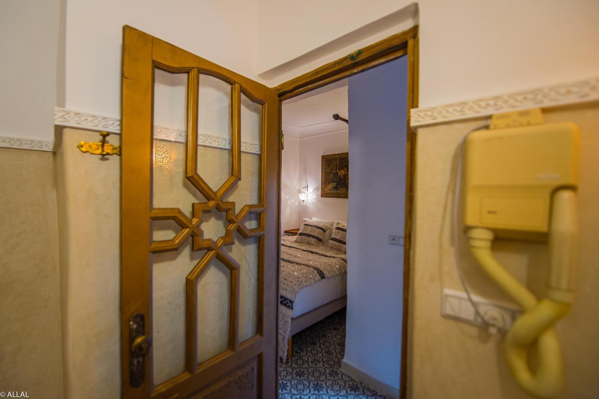 Amskal Riad *