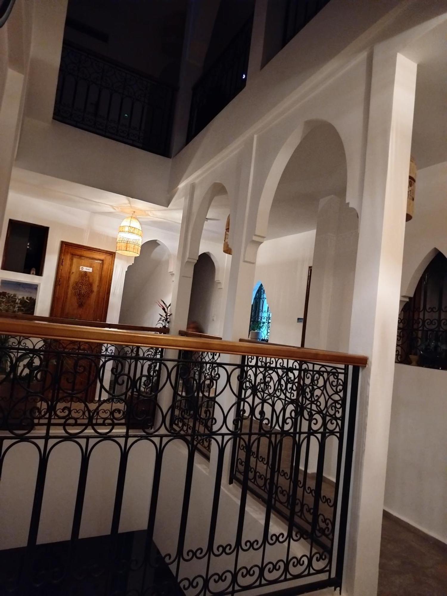 Homestay & Sous Le Soleil Chez Jerome Et Pamela Africaine *