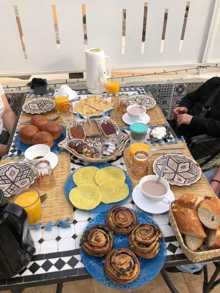 Homestay & Sous Le Soleil Chez Jerome Et Pamela Africaine *