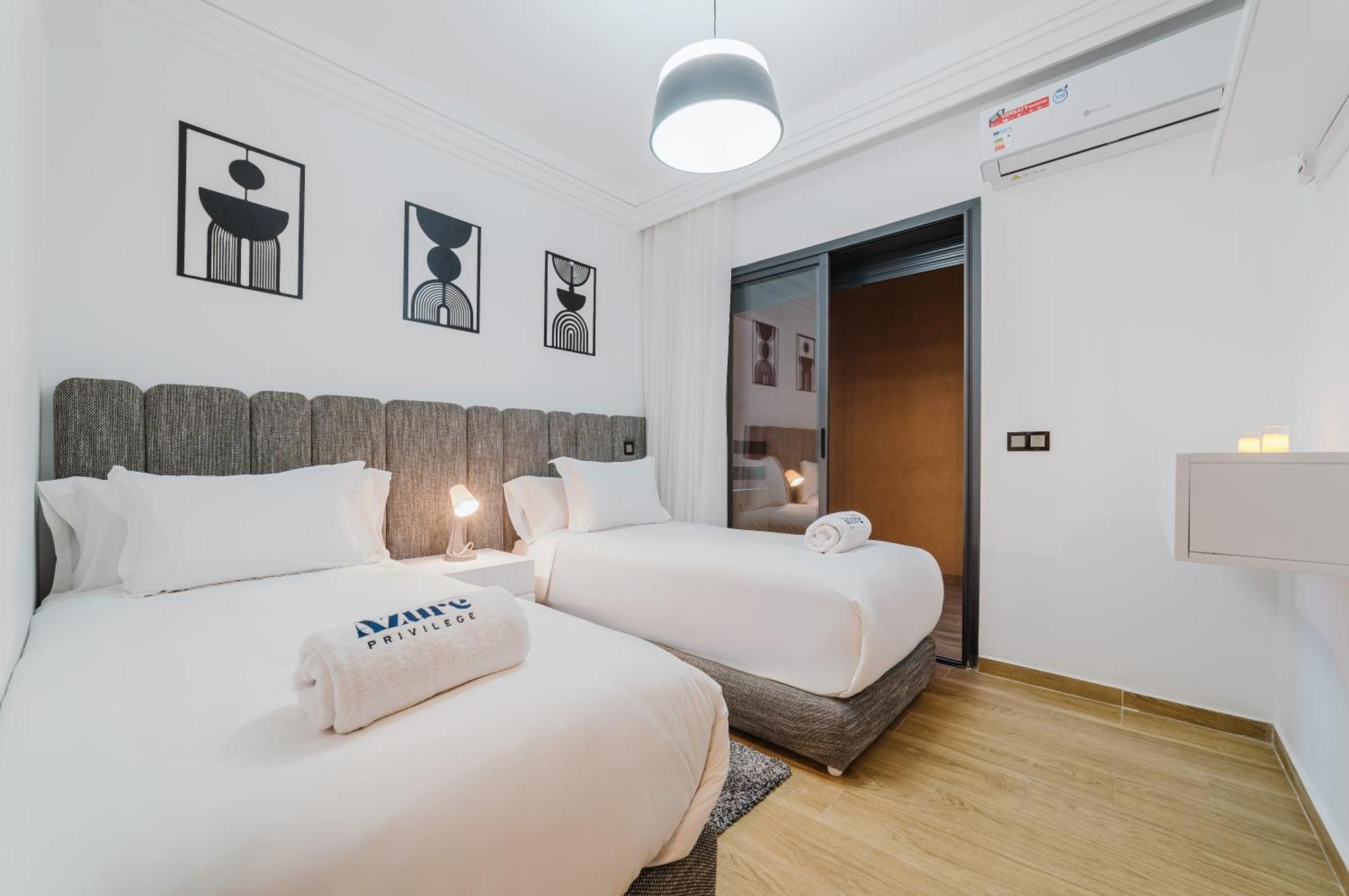 New! Modern Appart, Parking , Piscine & Fiber Wifi Gueliz Centre *