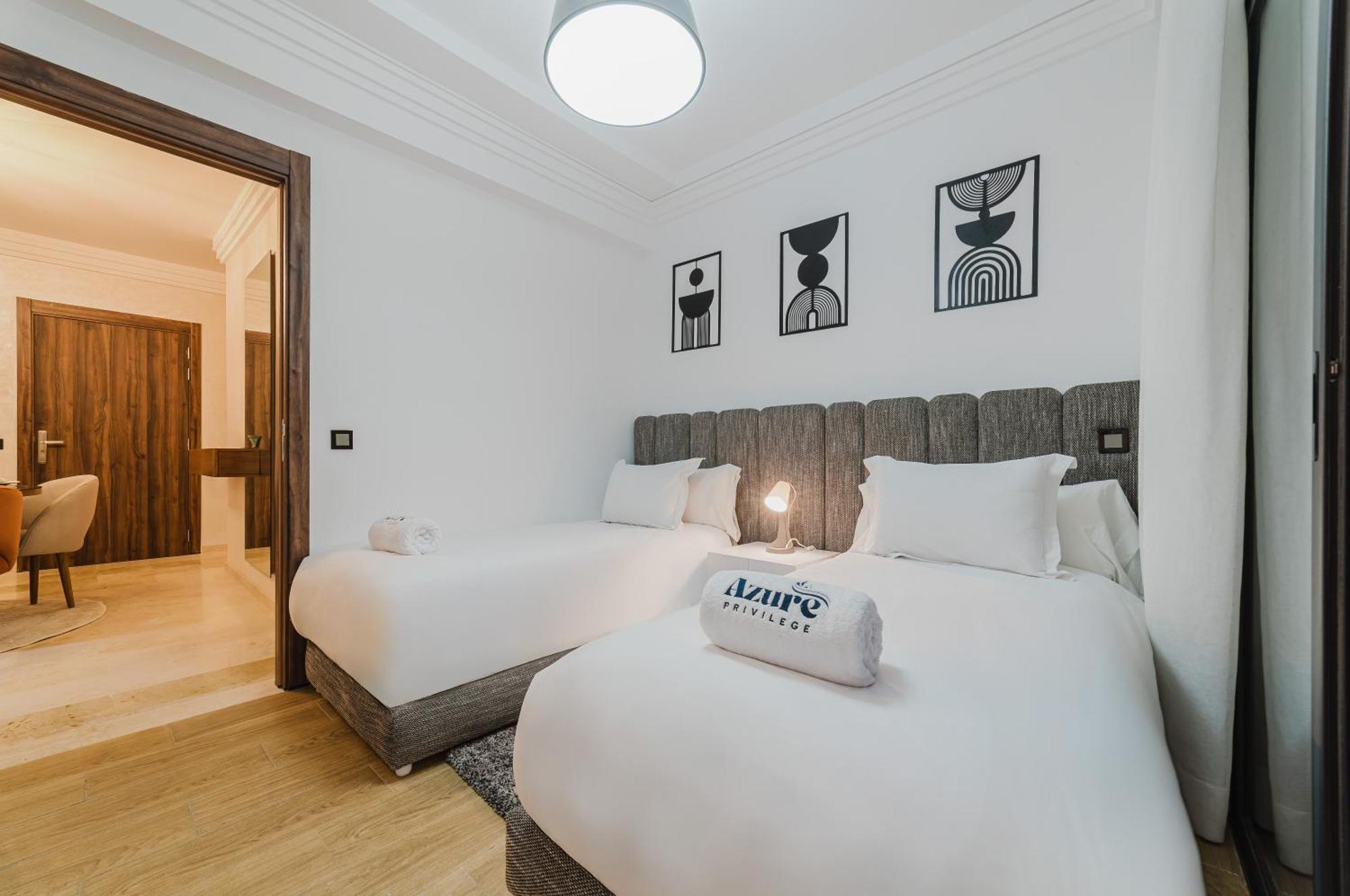 New! Modern Appart, Parking , Piscine & Fiber Wifi Gueliz Centre Apartment Marrakesh