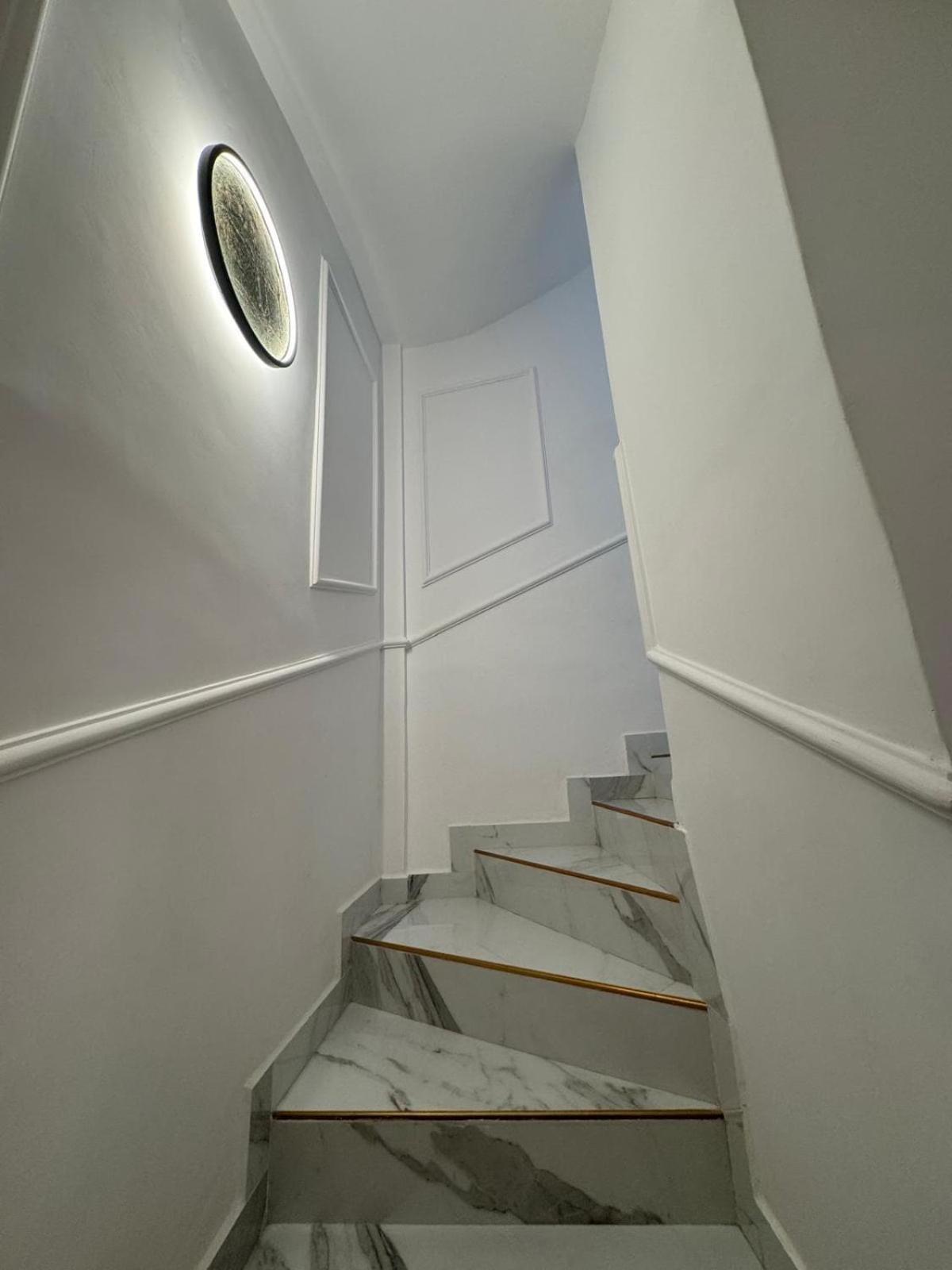 Beautiful New Modern House With Full Comfort *