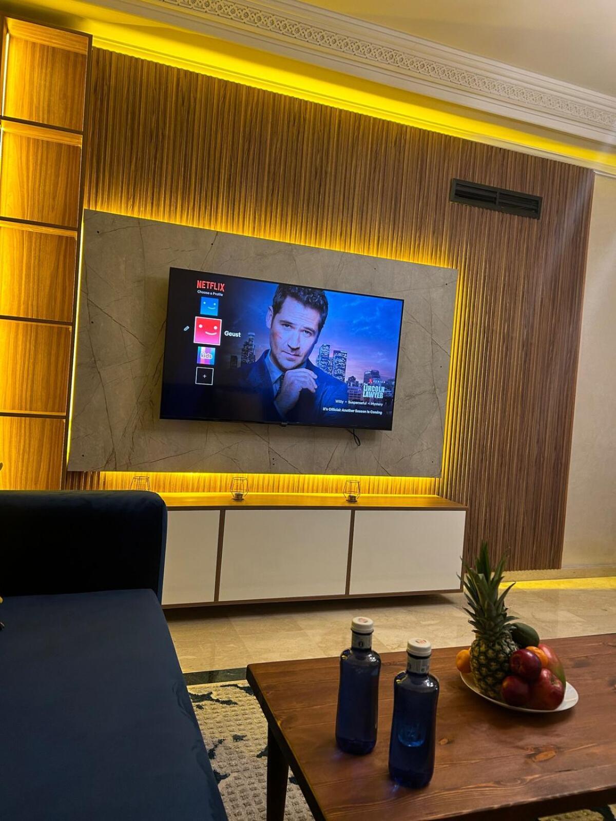 Apartment 2-bedroom Luxury Contemporary Hivernage *