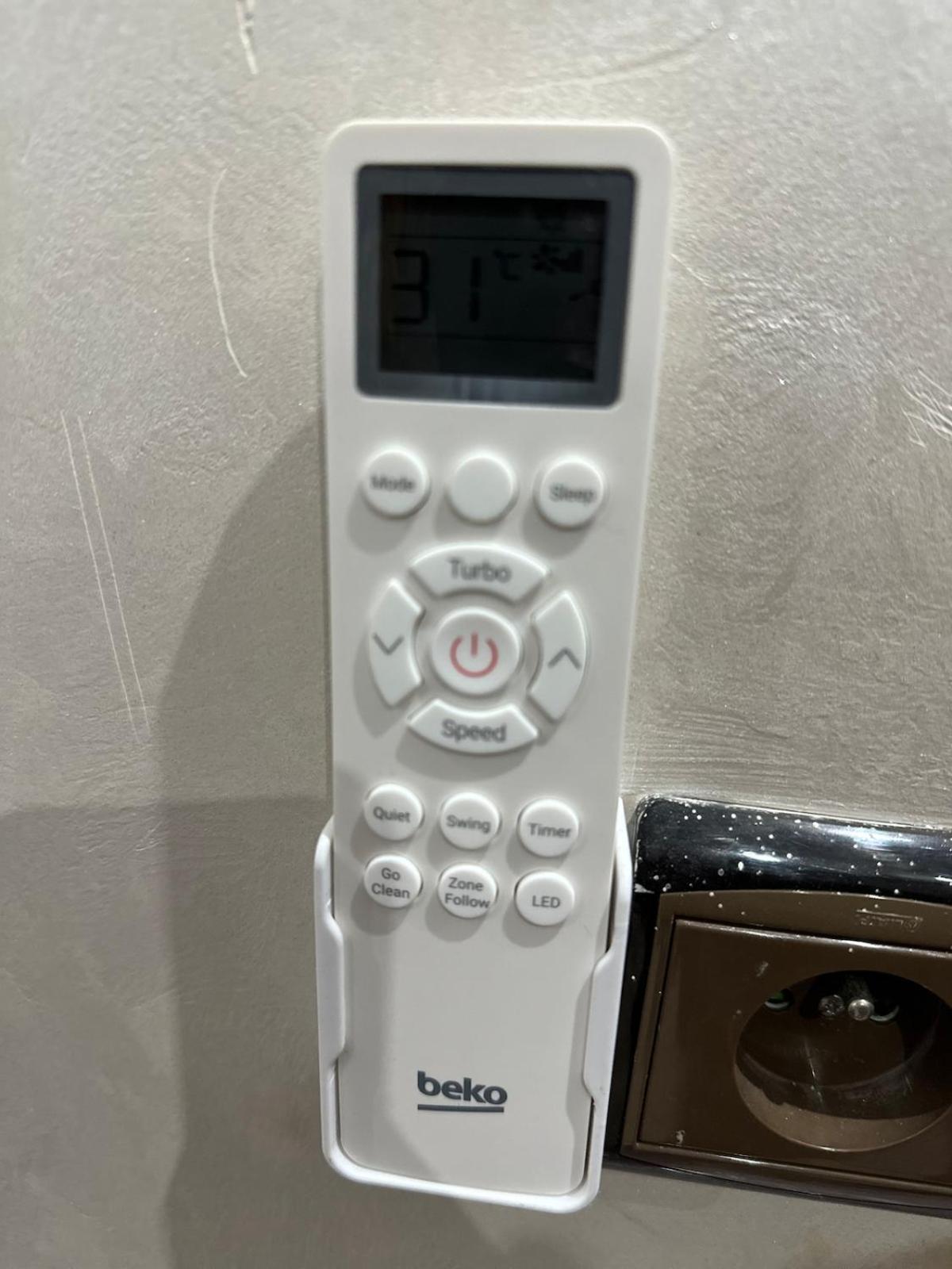 Fibre Wifi- Medical Bed Perfect For Married Couple Apartment
