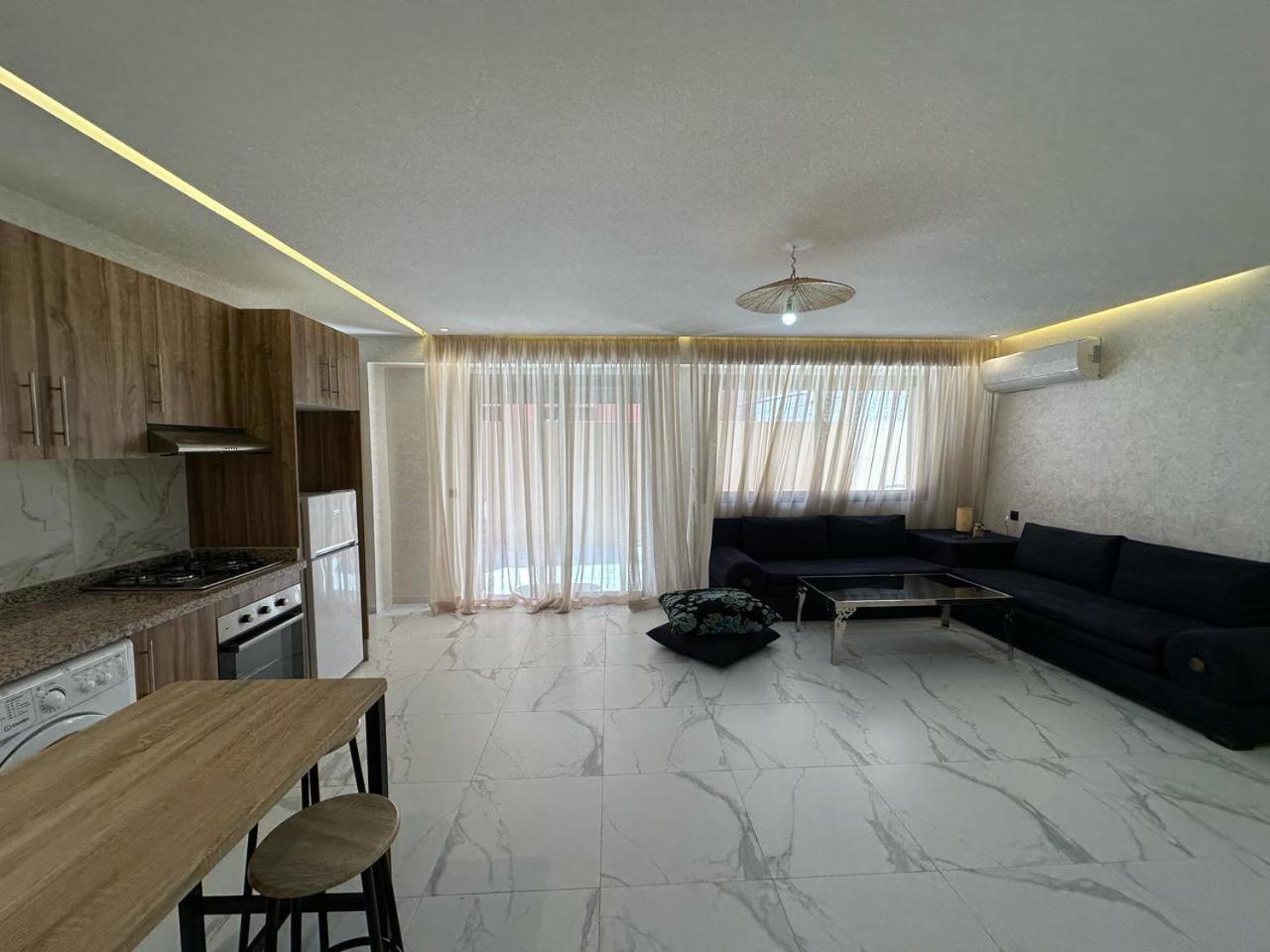 Apartment Spacieux Avec Terrasse Coeur De Marrakech
