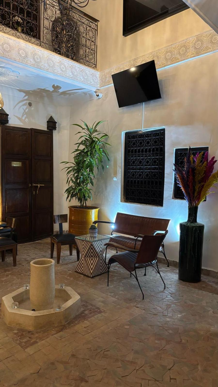Guest house Dar Khmissa Riad & Spa 3*