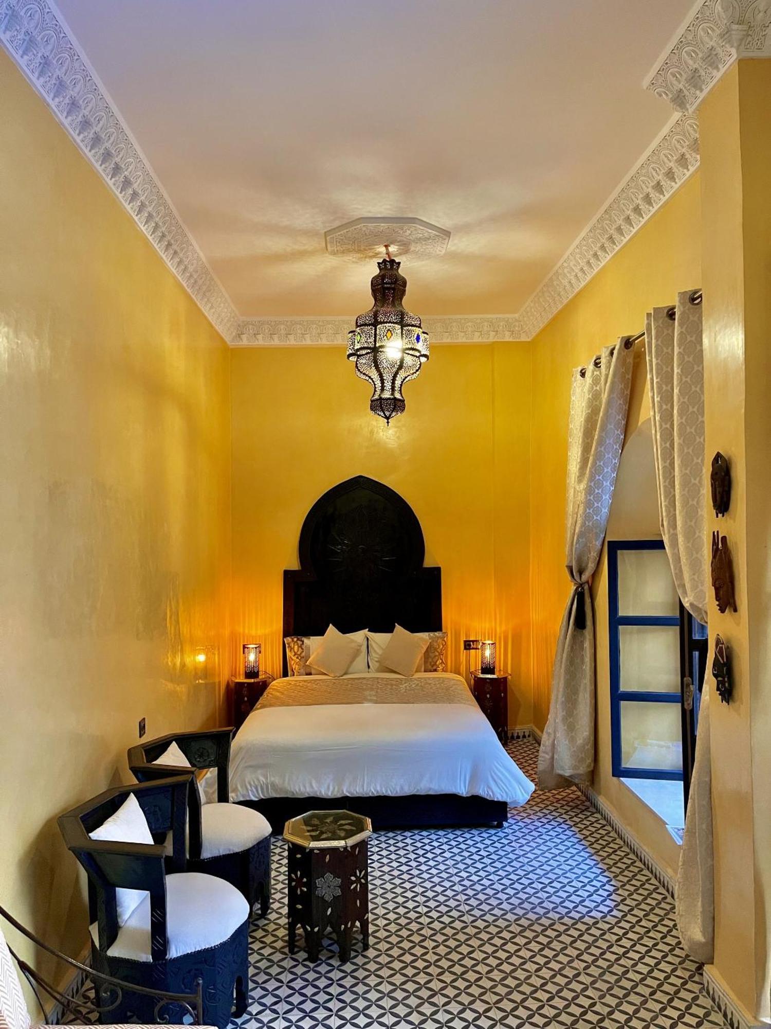 Riad Ta'achchaqa