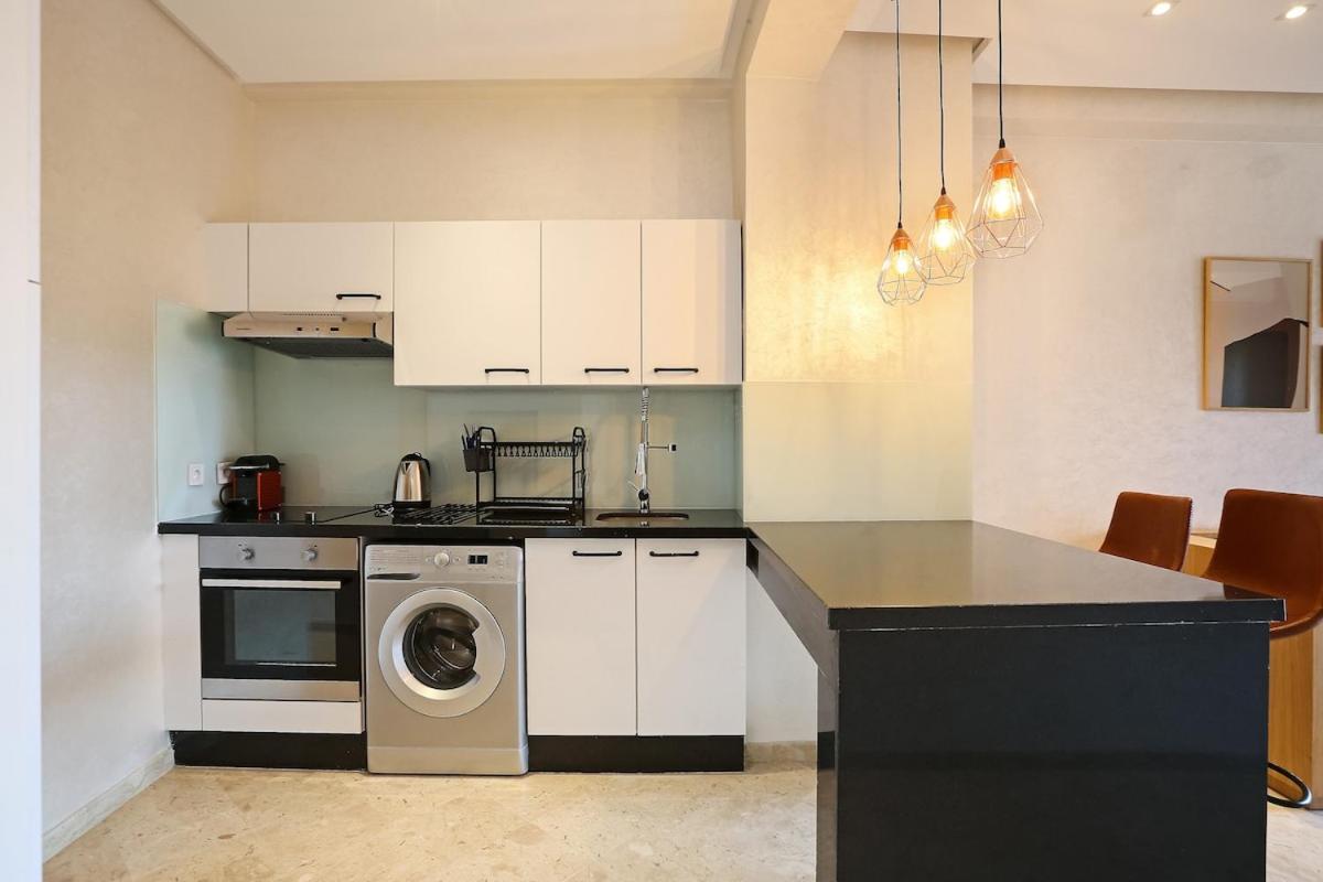 New Elegant And Cozy Next To Carre Eden