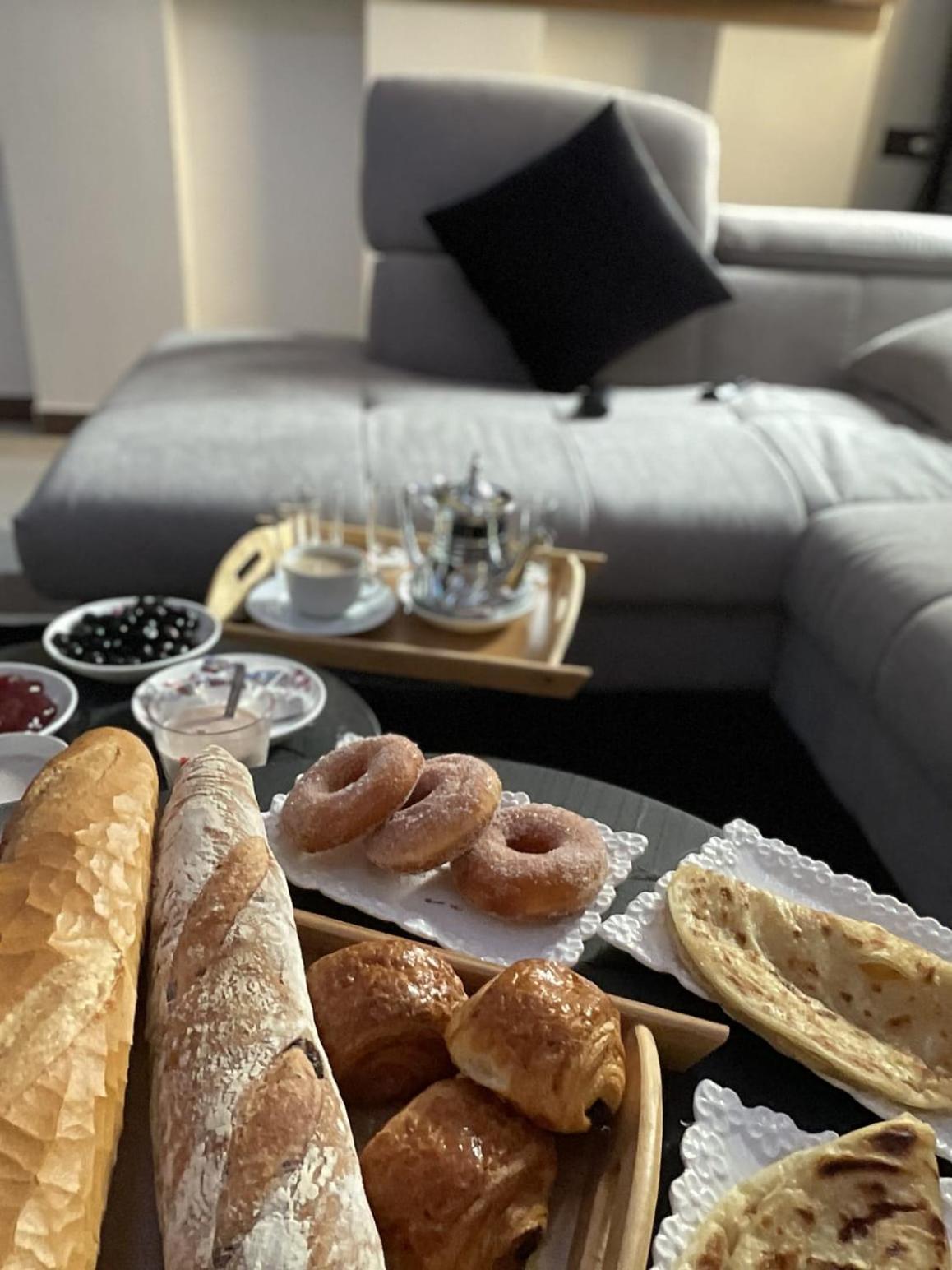 De Luxe A Louer Apartment