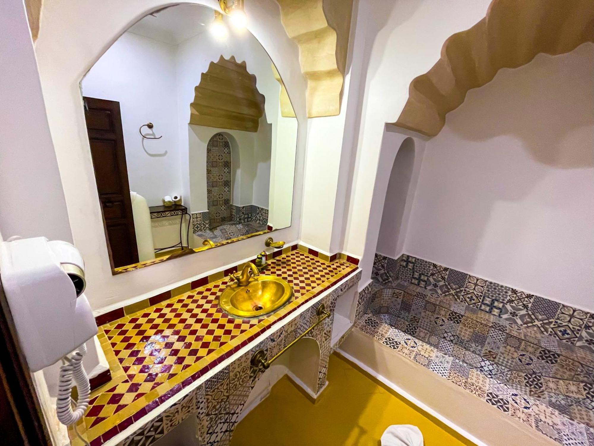 Karim Guest house