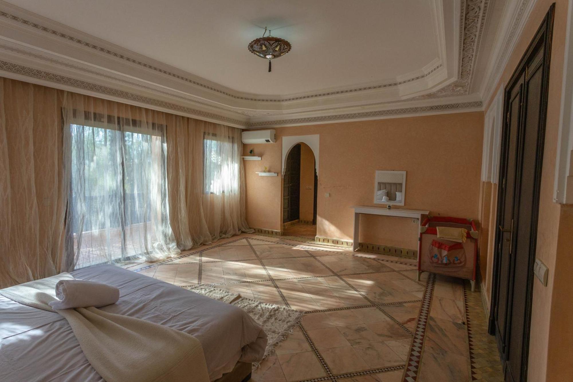 Villa Dahlia
