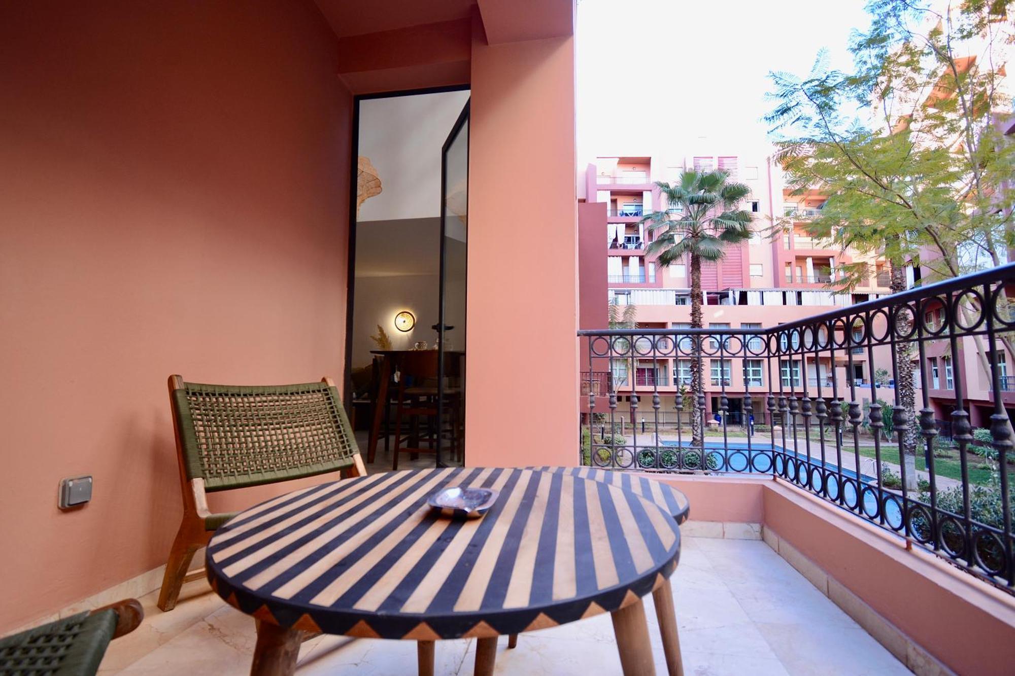 M17-le Duplex-balcon-piscine-majorelle * Marrakesh