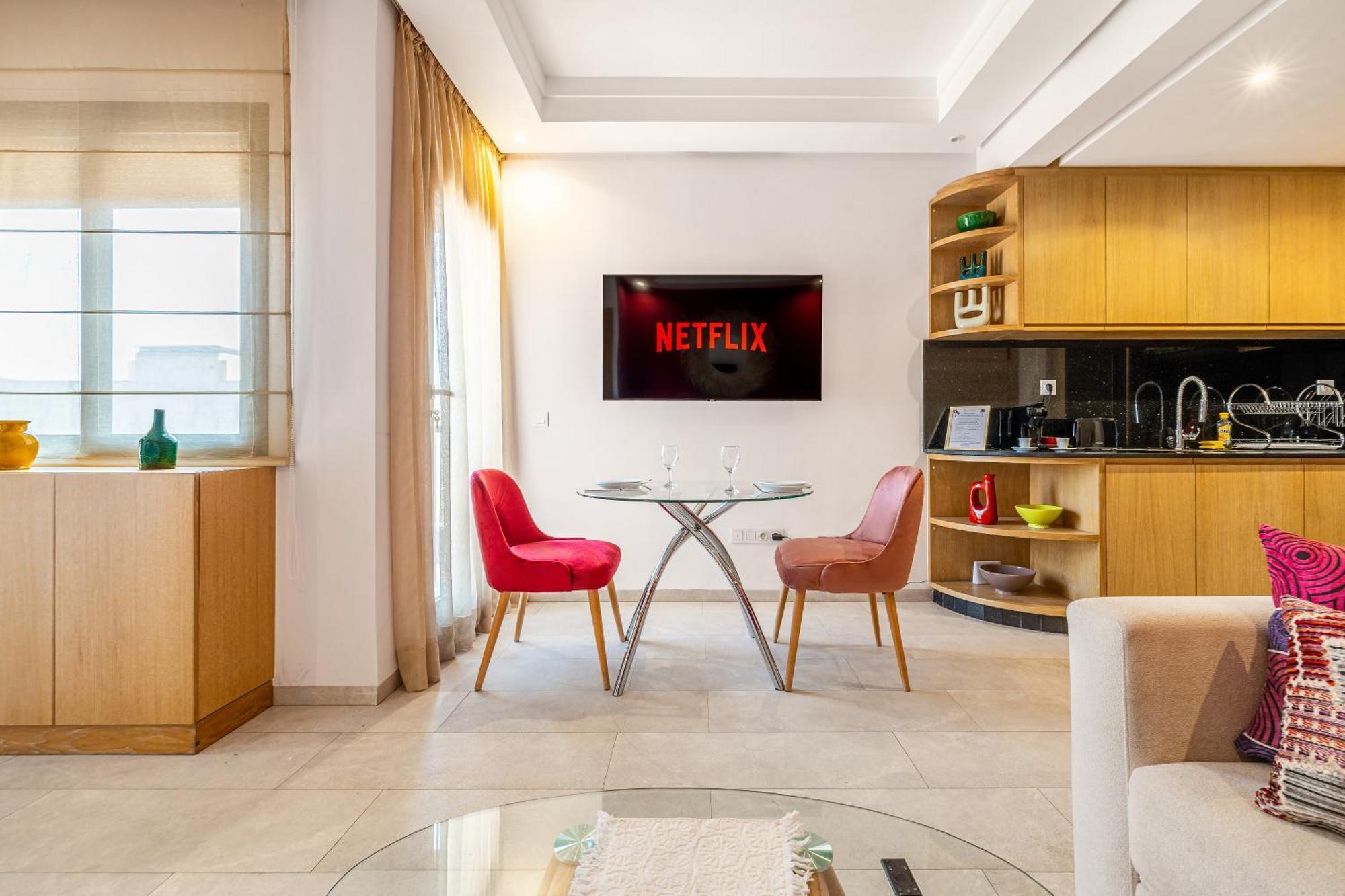 Apartment Center-1 Queen Br With Ac, Pool And Iptv- Parking Marrakesh