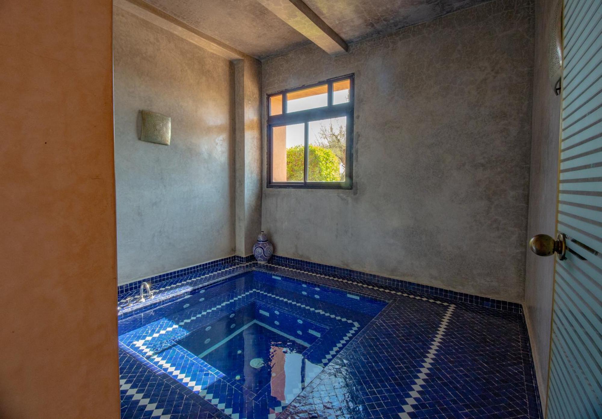 Koutoubia, Jardin Luxuriant, Piscine Et Villa *