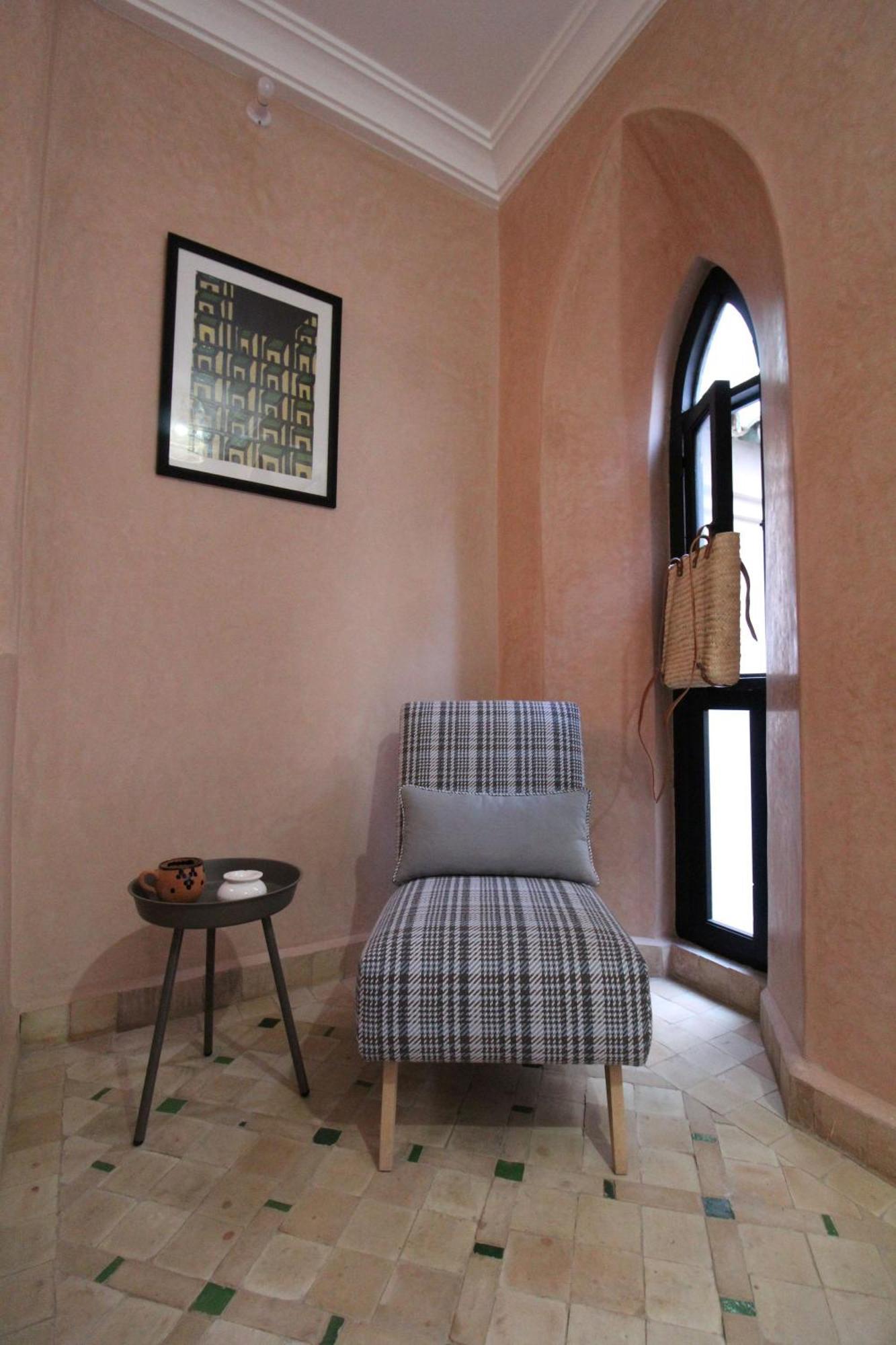 Riad Agnes & Zohra