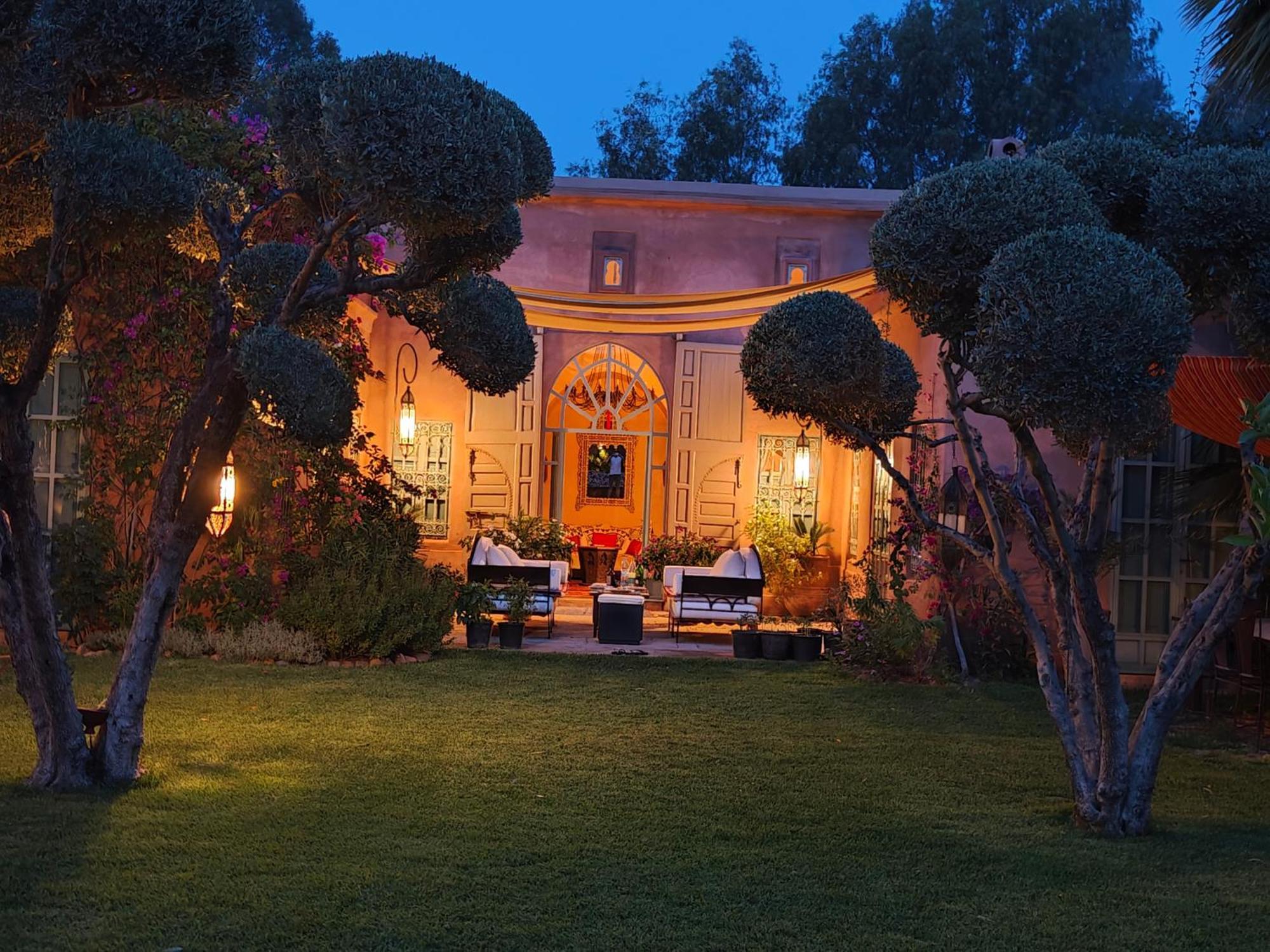 Marrakech, 7 Harmonia, Pour 6 Personnes Avec Piscine Privee Casa de férias