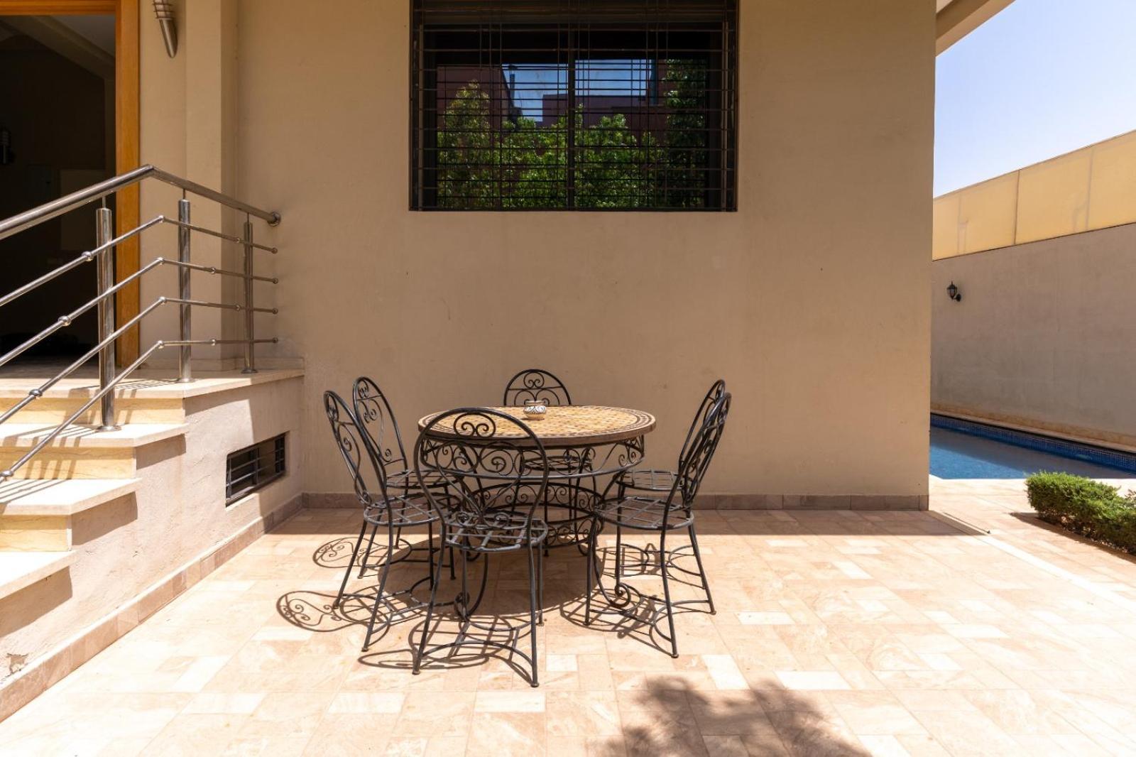 Peaceful Marrakech 4 Bedrooms Private Pool