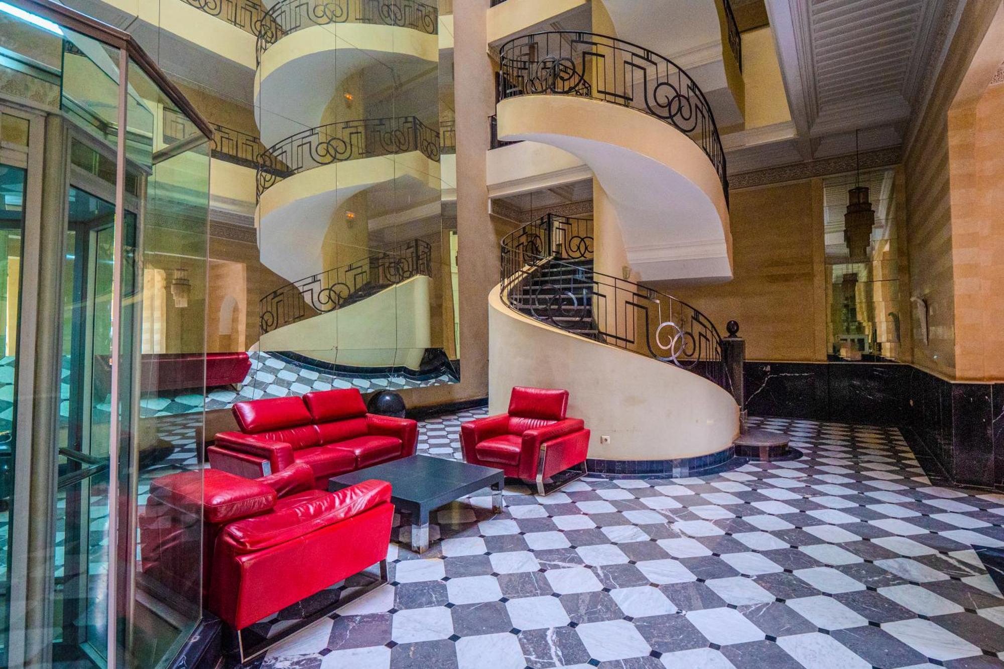 Location, Elegance, View & Comfort