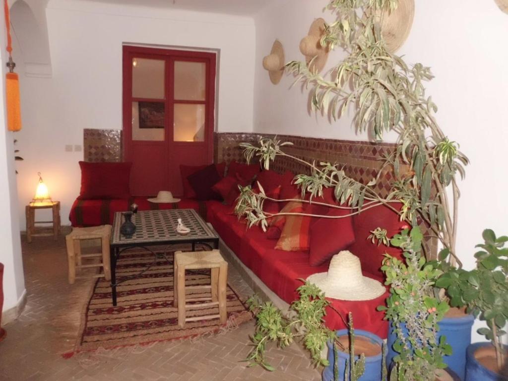 La Casa Hotel