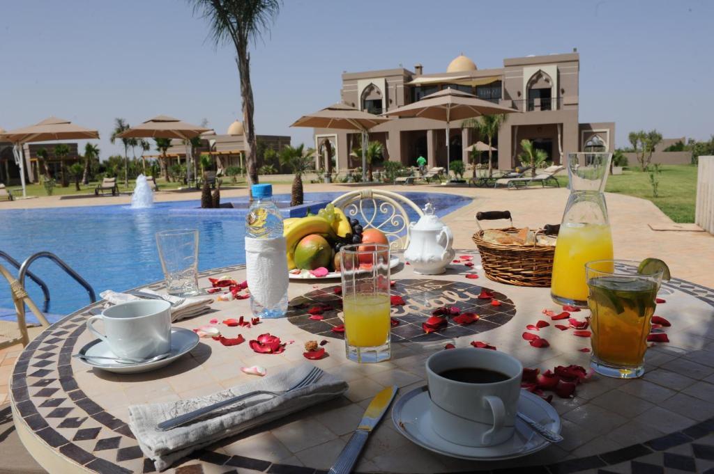 Palais Medali & 5*
