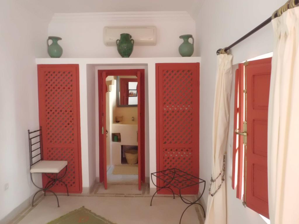 Hotel La Casa 3*