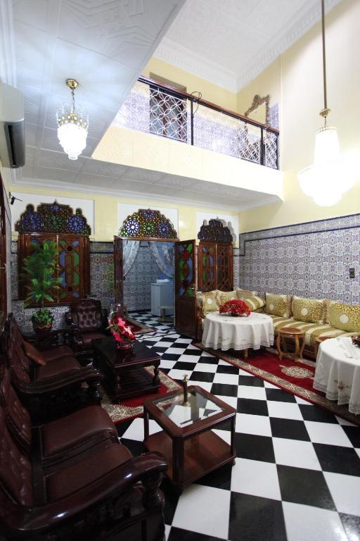 Fatouma Bed & Breakfast 4*