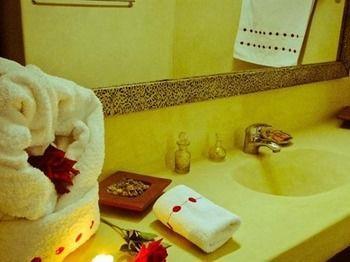 M'boja Chez Ali Baba Riad 3*