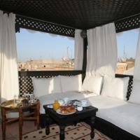 Taylor * Marrakesh