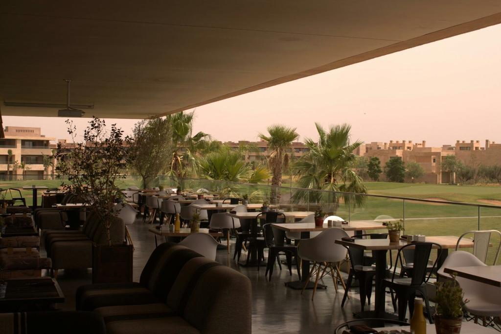 Prestigia Golf Apartment *