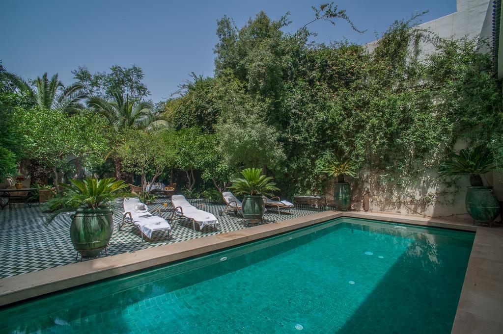 & Laurence Olivier Riad 4*